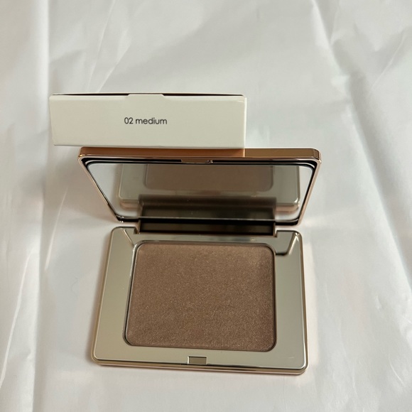 NIB Natasha Denona All Over Face & Body Shimmer 02 Medium - Picture 1 of 6